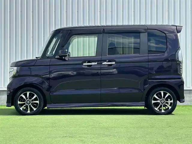 ホンダ Ｎ ＢＯＸ カスタム G EX ホンダセンシング 香川県 2019(令1)年 6万km プレミアムベルベットパープル・パール 1オーナー/SDナビ【CN-RE050】/(Bluetooth/フルセグTV/DVD/MSV)/バックカメラ/ホンダセンシング/・衝突軽減ブレーキ/・車線維持支援システム/・アダプティブクルーズコントロール/・誤発進防止装置/シーケンシャルウィンカー/両側電動スライドドア/前後ドライブレコーダー/ビルトインETC/LEDヘッドライト/LEDフォグライト/オートライト/ステアリングスイッチ/純正14インチアルミホイール/純正フロアマット/後席サンシェード/取扱説明書/新車保証書