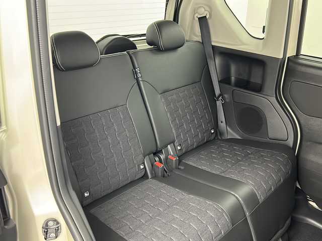 三菱 デリカミニ T プレミアム 福島県 2025(令7)年 0.1千km アイボリーⅡ /届出済未使用車//e-Assist/・衝突被害軽減ブレーキシステム/・車線逸脱警報システム/・アダプティブクルーズコントロール/・クリアランスソナー//全周囲カメラ//デジタルインナーミラー//純正ディスプレイオーディオ/・BT.USB.スマホ連携//両側パワースライドドア//ハーフレザーシート/・前席シートヒーター//ステアリングヒーター//ステアリングスイッチ//パドルシフト//LEDヘッドライト//フォグライト//プッシュスタート//スマートキー×2//電動パーキングブレーキ//純正15インチAW//シートバックテーブル//ロールサンシェード//後席サーキュレーター