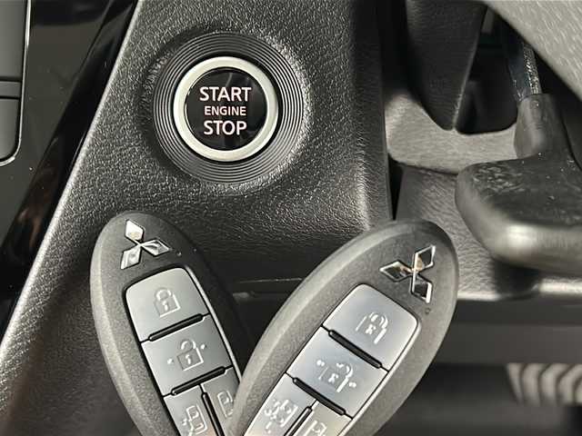 三菱 デリカミニ T プレミアム 福島県 2025(令7)年 0.1千km アイボリーⅡ /届出済未使用車//e-Assist/・衝突被害軽減ブレーキシステム/・車線逸脱警報システム/・アダプティブクルーズコントロール/・クリアランスソナー//全周囲カメラ//デジタルインナーミラー//純正ディスプレイオーディオ/・BT.USB.スマホ連携//両側パワースライドドア//ハーフレザーシート/・前席シートヒーター//ステアリングヒーター//ステアリングスイッチ//パドルシフト//LEDヘッドライト//フォグライト//プッシュスタート//スマートキー×2//電動パーキングブレーキ//純正15インチAW//シートバックテーブル//ロールサンシェード//後席サーキュレーター