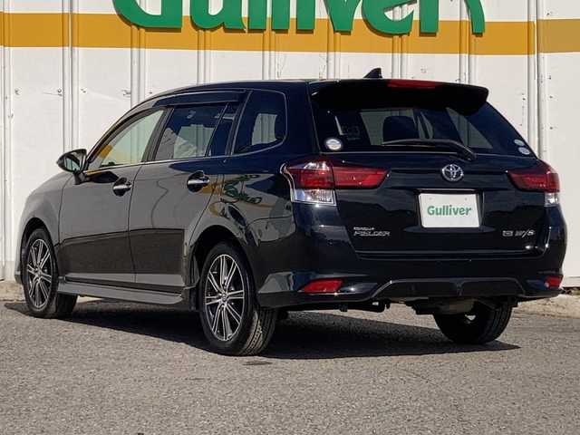 トヨタ カローラ フィールダー 1．5G ダブルバイビー 埼玉県 2015(平27)年 3.7万km ブラックマイカ ワンオーナー/ハーグレザーシート/純正メモリーナビ＆フルセグＴＶ/　（ＤＶＤ＆ＣＤ＆ＢＴ）/バックカメラ/前方ドライブレコーダー/ビルトインＥＴＣ（２.０）/衝突被害軽減システム/レーンキープアシスト/革巻きステアリング/純正１６inアルミホイール/オートハイビーム/ＬＥＤライト/フォグランプ /スマートキー/プッシュスタート/Ｗエアバッグ＆カーテンエアバッグ/横滑り防止装置/ＡＢＳ/ドアバイザー/フロアマット/新車保証書/取扱説明書/スマートスペアキー有