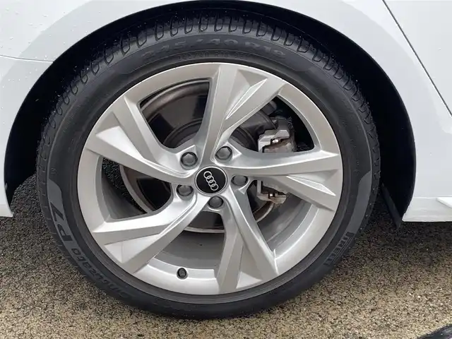 アウディ Ａ４ アバント 35TDI Sライン 東京都 2021(令3)年 3.9万km 白 ＭＭＩナビ／ＤＴＶ/３６０°カメラ/マトリクスＬＥＤ/ハーフレザーシート/シートヒーター/ACC/BSM/レーンアシスト/バーチャルコックピット/ETC/前後ドラレコ/パワーバックドア/Apple Car Play/Andoroido Auto