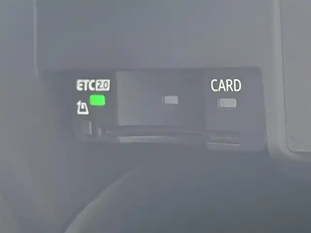 アウディ Ａ４ アバント 35TDI Sライン 東京都 2021(令3)年 3.9万km 白 ＭＭＩナビ／ＤＴＶ/３６０°カメラ/マトリクスＬＥＤ/ハーフレザーシート/シートヒーター/ACC/BSM/レーンアシスト/バーチャルコックピット/ETC/前後ドラレコ/パワーバックドア/Apple Car Play/Andoroido Auto