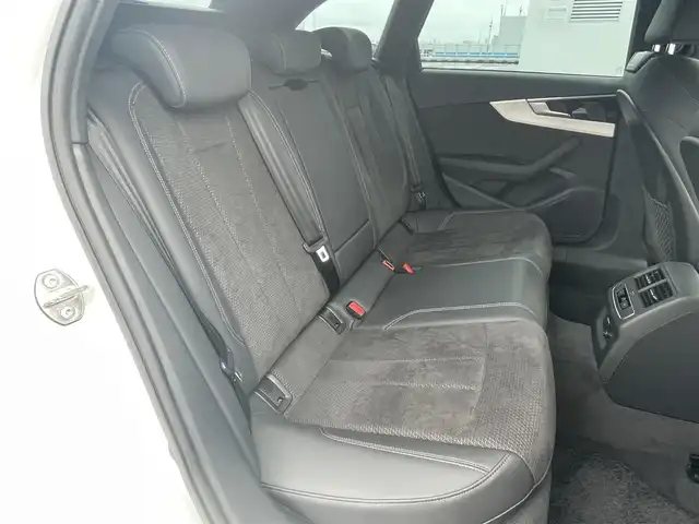 アウディ Ａ４ アバント 35TDI Sライン 東京都 2021(令3)年 3.9万km 白 ＭＭＩナビ／ＤＴＶ/３６０°カメラ/マトリクスＬＥＤ/ハーフレザーシート/シートヒーター/ACC/BSM/レーンアシスト/バーチャルコックピット/ETC/前後ドラレコ/パワーバックドア/Apple Car Play/Andoroido Auto