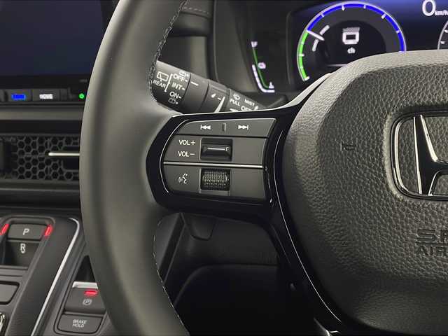 ホンダ ステップワゴン スパーダ eHEV 栃木県 2025(令7)年 0.1千km プラチナホワイトパール 登録済未使用車/純正11.4型ナビ(LXM-247VFLi)/（CD/DVD/Bluetooth/フルセグTV/USB）/バックカメラ/Honda CONNECT for Gathers＋ナビ装着用スペシャルパッケージ/Honda SENSING/●衝突軽減ブレーキ（CMBS）/●先行車発進お知らせ機能/●歩行者事故低減ステアリング/●路外逸脱抑制機能/●標識認識機能/●渋滞追従機能付アダプティブクルーズコントロール（ACC）/●車線維持支援システム（LKAS）/●トラフィックジャムアシスト（渋滞運転支援機能）/●誤発進抑制機能/●後方誤発進抑制機能/●近距離衝突軽減ブレーキ/●急アクセル抑制機能/●パーキングセンサーシステム/●後退出庫サポート/ブラインドスポットインフォメーション/パワーテールゲート(メモリー機能付)/2列目オットマン/運転席＆助手席シートヒーター/トリプルゾーンコントロール・フルオートエアコンディショナー/コンビシート/純正16インチアルミホイール(SPADA専用)/減速セレクター/全列USBチャージャー