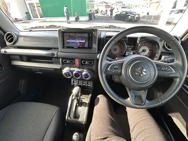 スズキ ジムニー シエラ JC 宮城県 2019(平31)年 8.7万km ブリスクブルーメタリック/ブラック2トーンルーフ ワンオーナー/社外SDナビ/・フルセグTV/・Bluetooth/・CD/DVD/ETC/純正15インチAW/バックカメラ/シートヒーター/クルーズコントロール/フルオートエアコン/LEDヘッドライト/ヘッドライトウォッシャー/電動格納ミラー/スズキセーフティサポート/・デュアルセンサーブレーキサポート/・誤発進抑制機能/・車線逸脱警報機能/・ふらつき警報機能/・ハイビームアシスト/・標識認識機能/・6エアバッグ/本革巻きステアリングホイール/UVカット機能付ガラス/キーレスプッシュスタートシステム
