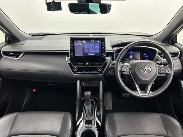 トヨタ カローラ クロス ハイブリッド Z 三重県 2021(令3)年 4.5万km アティチュードブラックマイカ /禁煙車//純正9インチディスプレイオーディオ//バックカメラ//トヨタセーフティセンス//衝突軽減ブレーキ//レーントレーシングアシスト//レーダークルーズコントロール//ブラインドスポットモニター//RCTA//PKSB//RSA//オートハイビーム//前後クリアランスソナー//ルーフレール//パワーバックドア//LED//フォグ//オートライト//純正ビルトインETC//ハーフレザーシート//DN席シートヒーター