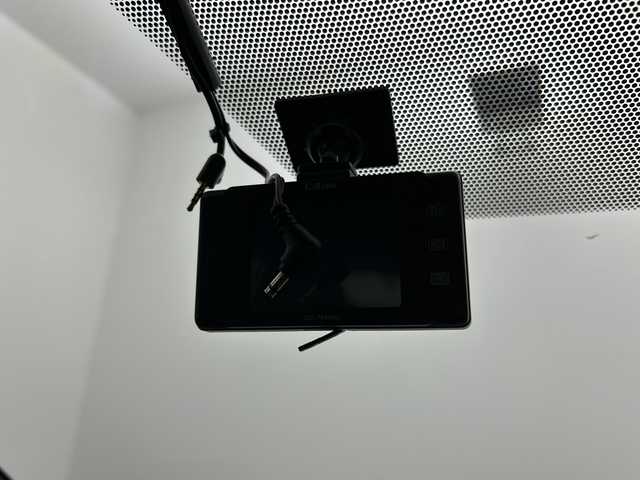 トヨタ カローラ クロス ハイブリッド Z 三重県 2021(令3)年 4.5万km アティチュードブラックマイカ /禁煙車//純正9インチディスプレイオーディオ//バックカメラ//トヨタセーフティセンス//衝突軽減ブレーキ//レーントレーシングアシスト//レーダークルーズコントロール//ブラインドスポットモニター//RCTA//PKSB//RSA//オートハイビーム//前後クリアランスソナー//ルーフレール//パワーバックドア//LED//フォグ//オートライト//純正ビルトインETC//ハーフレザーシート//DN席シートヒーター