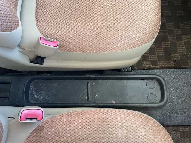 トヨタ シエンタ X Lパッケージ 埼玉県 2015(平27)年 5.7万km ホワイトパールクリスタルシャイン 純正ナビ/　　CD/BT/フルセグ/バックカメラ/左パワーバックドア/ETC