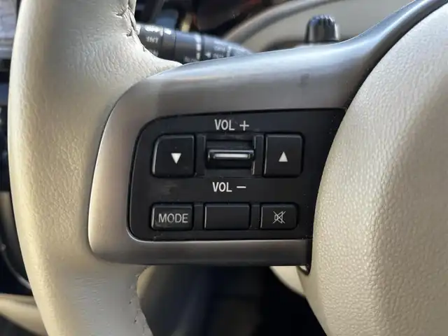 マツダ ビアンテ 20S 福岡県 2011(平23)年 7万km ブリリアントブラック 両側パワスラ/アイドリングストップ/社外ETC/社外AW/キセノンヘッドライト/純正フロアマット/SDナビ/・BT/・バックカメラ/・フルセグTV/ALPINEフリップダウンモニター/スペアキー