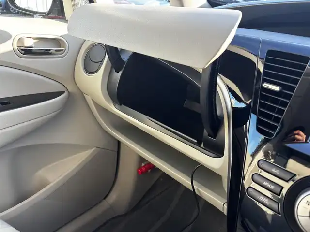 マツダ ビアンテ 20S 福岡県 2011(平23)年 7万km ブリリアントブラック 両側パワスラ/アイドリングストップ/社外ETC/社外AW/キセノンヘッドライト/純正フロアマット/SDナビ/・BT/・バックカメラ/・フルセグTV/ALPINEフリップダウンモニター/スペアキー