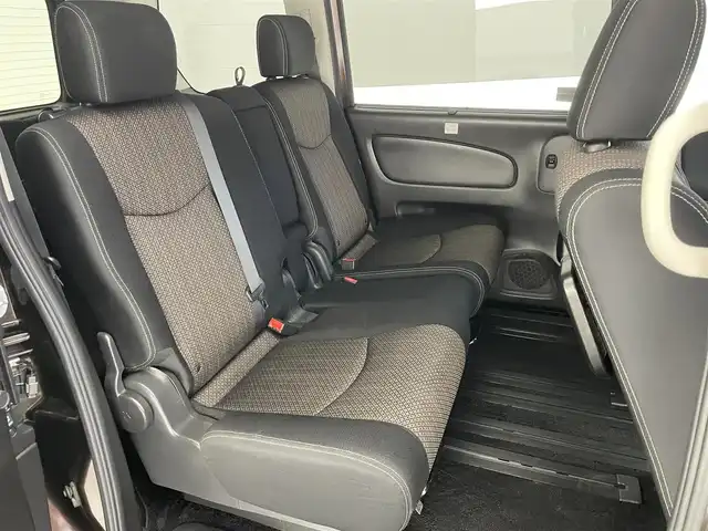 日産 セレナ HWS S HV Vセレ +Sefty 愛知県 2015(平27)年 5.2万km インペリアルアンバーP 純正ナビ　フルセグＴＶ　Ｂｌｕｅｔｏｏｔｈ　バックカメラ　ＥＴＣ　両側パワースライドドア　エマージェンシーブレーキ　衝突軽減　車線逸脱　ＬＥＤオートライト　フォグランプ　クルーズコントロール　禁煙車