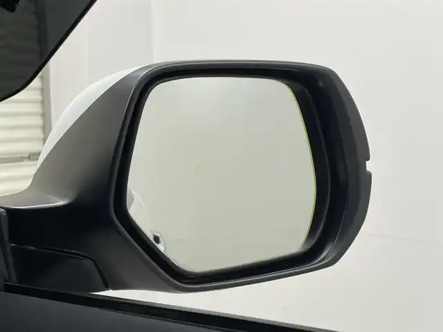 ホンダ ヴェゼル ハイブリッド Z ホンダセンシング 茨城県 2019(令1)年 8.3万km プラチナホワイトパール 純正ナビ/バックカメラ/フルセグ/衝突被害軽減ブレーキ/車線逸脱抑制装置/レーダークルーズコントロール/ETC/ドラレコ/シートヒーター/純正17インチAW/LEDヘッドライト/スマートキー