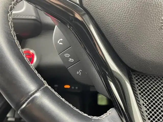 ホンダ ヴェゼル ハイブリッド Z ホンダセンシング 茨城県 2019(令1)年 8.3万km プラチナホワイトパール 純正ナビ/バックカメラ/フルセグ/衝突被害軽減ブレーキ/車線逸脱抑制装置/レーダークルーズコントロール/ETC/ドラレコ/シートヒーター/純正17インチAW/LEDヘッドライト/スマートキー