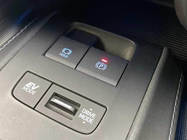 トヨタ ハリアー ハイブリッド Z レザーパッケージ 岐阜県 2021(令3)年 5.5万km ブラック 純正12.3インチJBLディスプレイオーディオ/・フルセグテレビ/・AM/FM/・Bluetooth/革巻きステアリング/・ステアリングヒーター/・ステアリングスイッチ/LEDヘッドライト/・オートライト/・オートハイビーム/TRDオプション20インチアルミホイール/ビルトインETC2.0/黒レザーシート/・シートヒーター(D/N)/・エアーシート(D/N)/デジタルインナーミラー/パワーバックドア/JBLサウンド/スペアキー有/TVキャンセラー/スペアタイヤ(メーカーオプション)/ヘッドアップディスプレイ