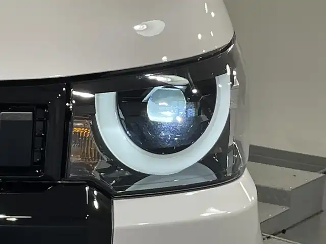 三菱 デリカミニ T プレミアム 愛知県 2025(令7)年 0.1万km未満 アメジストブラック/シルキーホワイト 届出済未使用車　/CHAMONIXパッケージ/純正９インチディスプレイナビ　/（Bluetooth/フルセグTV/FM/AM/USB/CarPlay)/アラウンドビューモニター　/マイパイロット　/衝突被害軽減ブレーキ/車線逸脱警報/コーナーセンサー/先行車発進お知らせ/両側パワースライドドア　/シートヒーター　/ＬＥＤヘッドライト/LEDフォグランプ　/デジタルインナーミラー　/ステアリングヒーター/ダウンヒルアシスト/アイドリングストップ/パドルシフト　/ルーフレール/後席サンバイザー