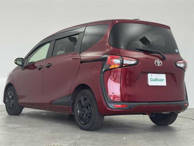 トヨタ シエンタ G グランパー 愛知県 2020(令2)年 2.1万km センシュアルレッドマイカ 純正7インチナビ/（ＣＤ／ＤＶＤ／ＢＴ／フルセグ）/バックカメラ/全方位カメラ/ETC/ドラレコ/両側パワースライドドア/衝突軽減システム/車線逸脱抑制/横滑り防止/コーナーセンサー/アイドリングストップ/オートライト/オートハイビーム/フォグランプ/純正フロアマット/ドアバイザー