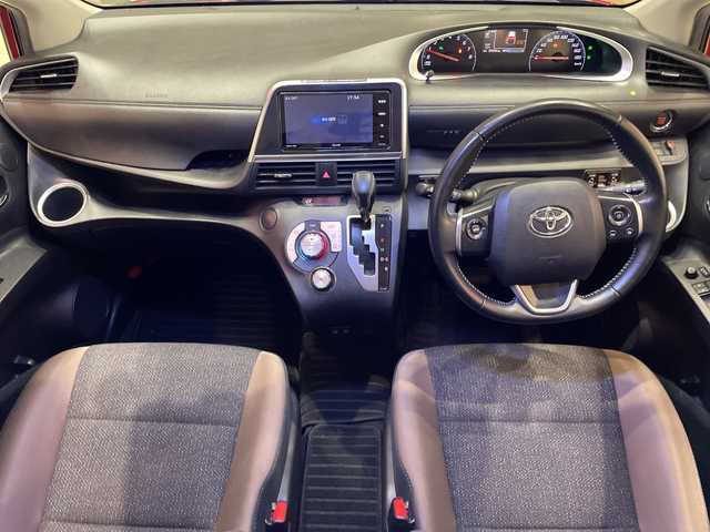 トヨタ シエンタ G グランパー 大阪府 2020(令2)年 2.1万km センシュアルレッドマイカ トヨタセーフティーセンス /メモリナビ/　　CD/DVD/BT/フルセグ/全方位モニター /両側パワースライドドア /LEDオートライト /ステアリングスイッチ /ETC