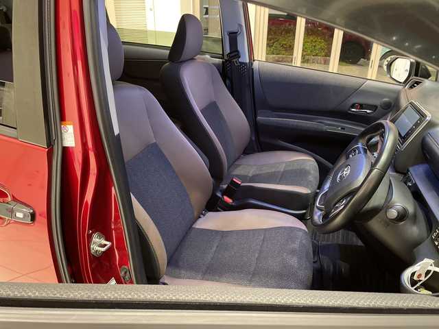 トヨタ シエンタ G グランパー 大阪府 2020(令2)年 2.1万km センシュアルレッドマイカ トヨタセーフティーセンス /メモリナビ/　　CD/DVD/BT/フルセグ/全方位モニター /両側パワースライドドア /LEDオートライト /ステアリングスイッチ /ETC