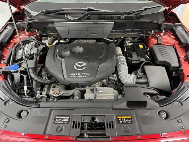 マツダ ＣＸ－５ XD Lパッケージ 三重県 2018(平30)年 2.3万km ソウルレッドクリスタルM 2.2L ディーゼルターボ/FF/MTモード付フロア6AT/純正 7インチナビ/（FM/AM/aha/Stitcher/Bluetooth/USB/CD*/AUX/DVD*/TV*）*…OP/【OP】360°ビュー・モニター/【OP】BOSEサウンドシステム/ビルトインETC/安全/・スマートブレーキサポート/・車線逸脱警報システム（LDWS）/・レーンキープアシストシステム（LAS）/・レーダークルーズコントロール（MRCC）/・BSMシステム（リアクロストラフィックアラート機能付）/・交通標識認識システム（TSR）/・ドライバーアテンションアラート/・パーキングセンサーシステム（前後：前方OP）/装備/・本革シート/・パワーシート（D10way/N6way）/・シートヒーター（D/N/2nd左右）/・ステアリングヒーター/・パワーテールゲート/・左右独立オートエアコン/・オートライト/・LEDヘッドランプ/・レインセンサーワイパー/・電子パーキングブレーキ＆オートホールド/・ステアリングスイッチ/・プッシュスタート/・純正19inAW/・スマートキーx2/など