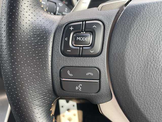 レクサス ＮＸ 300 Fスポーツ 滋賀県 2020(令2)年 2.1万km グラファイトブラックガラスフレーク 純正ナビ/(フルセグ/Bluetooth/CD/DVD)/三眼LEDヘッドライト/アダプティブハイビームシステム/プリクラッシュセーフティー/レーダークルーズコントロール/レーンキープアシスト/ロードサインアシスト/ブラインドスポットモニター/パノラミックビューモニター/クリアランスソナー/レザーシート(黒・黄)/メモリ付きパワーシート/シートヒーター/ベンチレーション/ステアリングヒーター/パドルシフト/電動リアゲート/電動パーキング/ブレーキホールド/ETC2.0