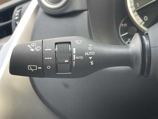 レクサス ＮＸ 300 Fスポーツ 滋賀県 2020(令2)年 2.1万km グラファイトブラックガラスフレーク 純正ナビ/(フルセグ/Bluetooth/CD/DVD)/三眼LEDヘッドライト/アダプティブハイビームシステム/プリクラッシュセーフティー/レーダークルーズコントロール/レーンキープアシスト/ロードサインアシスト/ブラインドスポットモニター/パノラミックビューモニター/クリアランスソナー/レザーシート(黒・黄)/メモリ付きパワーシート/シートヒーター/ベンチレーション/ステアリングヒーター/パドルシフト/電動リアゲート/電動パーキング/ブレーキホールド/ETC2.0