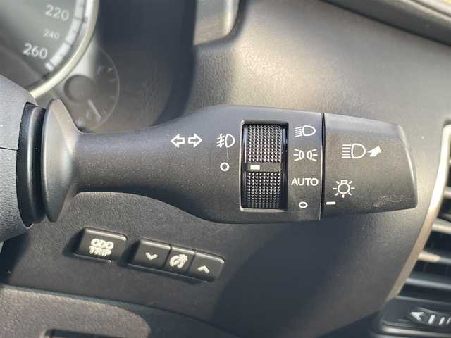 レクサス ＮＸ 300 Fスポーツ 滋賀県 2020(令2)年 2.1万km グラファイトブラックガラスフレーク 純正ナビ/(フルセグ/Bluetooth/CD/DVD)/三眼LEDヘッドライト/アダプティブハイビームシステム/プリクラッシュセーフティー/レーダークルーズコントロール/レーンキープアシスト/ロードサインアシスト/ブラインドスポットモニター/パノラミックビューモニター/クリアランスソナー/レザーシート(黒・黄)/メモリ付きパワーシート/シートヒーター/ベンチレーション/ステアリングヒーター/パドルシフト/電動リアゲート/電動パーキング/ブレーキホールド/ETC2.0