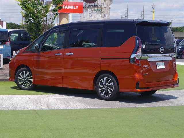 日産 セレナ ハイウェイスター V 千葉県 2020(令2)年 4.7万km サンライズオレンジ/ダイヤモンドブラック エマージェンシーブレーキ/クルーズコントロール/ハンズフリー両側パワースライドドア/純正SDナビ/地デジTV/【BD/DVD/CD再生機能　Bluetooth接続】/アラウンドビューモニター/ドライブレコーダー（DJ4-D）/革巻きステアリング/ステアリングスイッチ/ETC/LEDヘッドライト/フォグライト/ウインカーミラー/コーナーセンサー/純正16インチアルミホイル/サイド/カーテンエアバッグ/インテリジェントキー