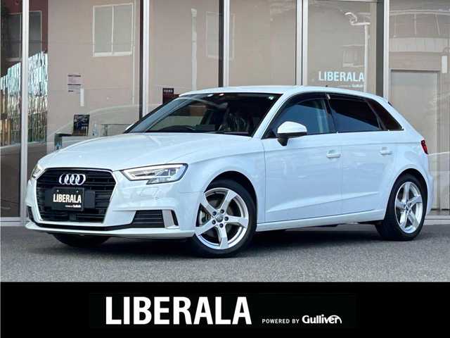 アウディ Ａ３ SB 30TFSI シグネチャーED 福岡県 2020(令2)年 1.1万km 白 ＡＣＣ　/ＢＳＭ　/バーチャルコックピット　/純正ナビ／ＴＶ　/Ｂｌｕｅｔｏｏｔｈ　/Ｂカメラ　/ＣＤ／ＤＶＤ　/パドルシフト　/Ｄ席パワーシート　/シートヒーター　/スマートキー　/純正１７インチＡＷ