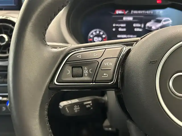 アウディ Ａ３ SB 30TFSI シグネチャーED 福岡県 2020(令2)年 1.1万km 白 ＡＣＣ　/ＢＳＭ　/バーチャルコックピット　/純正ナビ／ＴＶ　/Ｂｌｕｅｔｏｏｔｈ　/Ｂカメラ　/ＣＤ／ＤＶＤ　/パドルシフト　/Ｄ席パワーシート　/シートヒーター　/スマートキー　/純正１７インチＡＷ