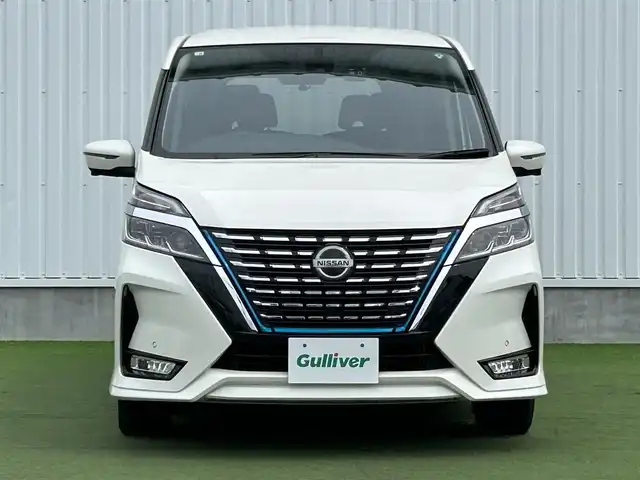 日産 セレナ e－パワー ハイウェイスター V 香川県 2020(令2)年 7.3万km ブリリアントホワイトパール セーフティーパックB/プロパイロット/純正10インチナビ/アラウンドビュー/インテリジェントオートスライド/両側電動スライド/革巻きステアリング/ステアリングリモコン/インテリジェントパーキング/LEDライト/フォグライト/リアサンシェード/BSM/スマートキー/プッシュスタート