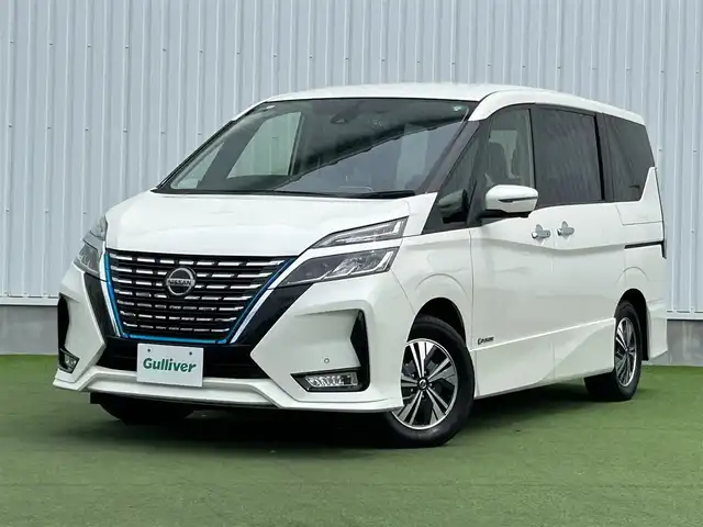 日産 セレナ e－パワー ハイウェイスター V 香川県 2020(令2)年 7.3万km ブリリアントホワイトパール セーフティーパックB/プロパイロット/純正10インチナビ/アラウンドビュー/インテリジェントオートスライド/両側電動スライド/革巻きステアリング/ステアリングリモコン/インテリジェントパーキング/LEDライト/フォグライト/リアサンシェード/BSM/スマートキー/プッシュスタート