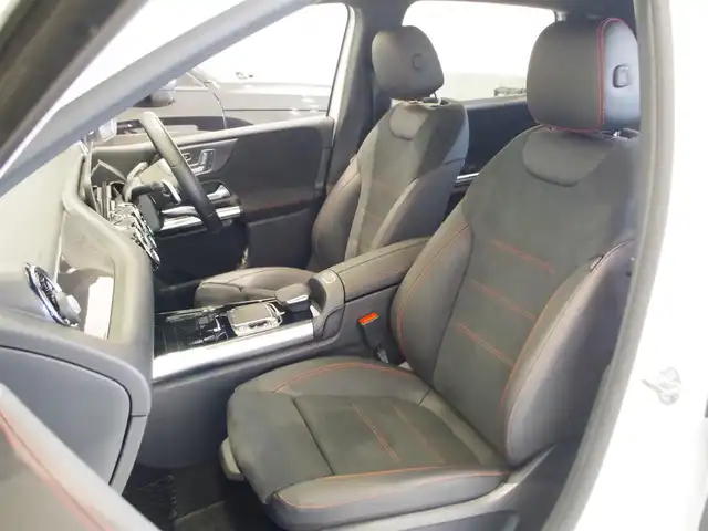 メルセデス・ベンツ Ｂ１８０ AMGライン 岐阜県 2019(令1)年 0.7万km ポーラホワイト レーダーセーフティパッケージ/　アクティブブレーキアシスト/　アクティブブラインドスポットアシスト/　アクティブレーンキーピングアシスト/　アクティブステアリングアシスト/ナビゲーションパッケージ/　Mercedes me connect/　フルセグTV/　トラフィックサインアシスト/AMGライン/　18インチAMGツインスポークアルミホイール/　マルチビームLEDヘッドライト/　アダプティブハイビームアシスト/アドバンスドパッケージ/　360°カメラシステム/　ヘッドアップディスプレイ/前席パワーシート/前席シートヒーター/パーキングアシストリアビューカメラ/Bluetooth