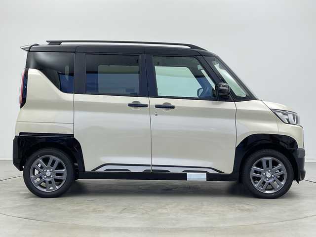 三菱 デリカミニ T プレミアム 新潟県 2025(令7)年 0.1千km アイボリー 4WD/純正9インチディスプレイオーディオ/(AppleCarPlay.AndroidAuto.Bluetooth)/全方位カメラ/両側パワースライドドア/ハーフレザーシート/シートヒーター/ステアリングヒーター/サイドデカール/コーナーセンサー/ヒルディセントコントロール/プッシュスタート/スマートキー/板キースペア