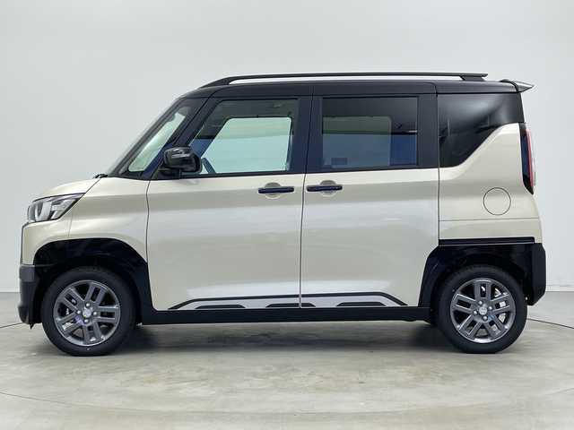 三菱 デリカミニ T プレミアム 新潟県 2025(令7)年 0.1千km アイボリー 4WD/純正9インチディスプレイオーディオ/(AppleCarPlay.AndroidAuto.Bluetooth)/全方位カメラ/両側パワースライドドア/ハーフレザーシート/シートヒーター/ステアリングヒーター/サイドデカール/コーナーセンサー/ヒルディセントコントロール/プッシュスタート/スマートキー/板キースペア