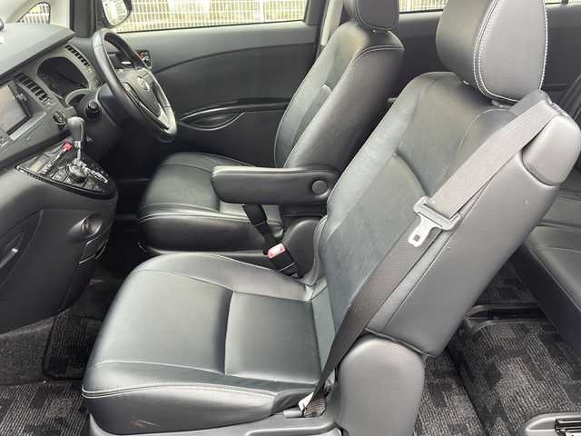 トヨタ アイシス プラタナ Vセレクション ノアール 宮崎県 2014(平26)年 6.2万km ブラック ＳＤナビ　Ｂｌｕｅｔｏｏｔｈ　バックカメラ　フルセグＴＶ　ＥＴＣ　両側パワースライドドア　ＣＤチェンジャー　純正アルミホイール　純正フロアマット　ＬＥＤライト プッシュスタート オートライト