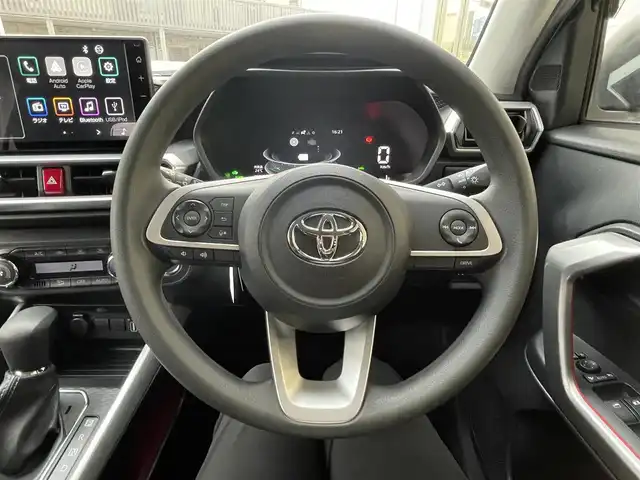 トヨタ ライズ G 神奈川県 2023(令5)年 3.4万km ファイアークォーツレッドM ワンオーナー/純正ディスプレイオーディオ/　AppleCarPlay/AndroidAuto/Bluetooth/HDMI/フルセグTV/USB/ラジオ/バックカメラ/衝突被害軽減システム/横滑り防止装置/クリアランスソナー/LEDヘッドライト/オートライト/純正16インチAW/ビルトインETC/保証書/取扱説明書/スペアキー