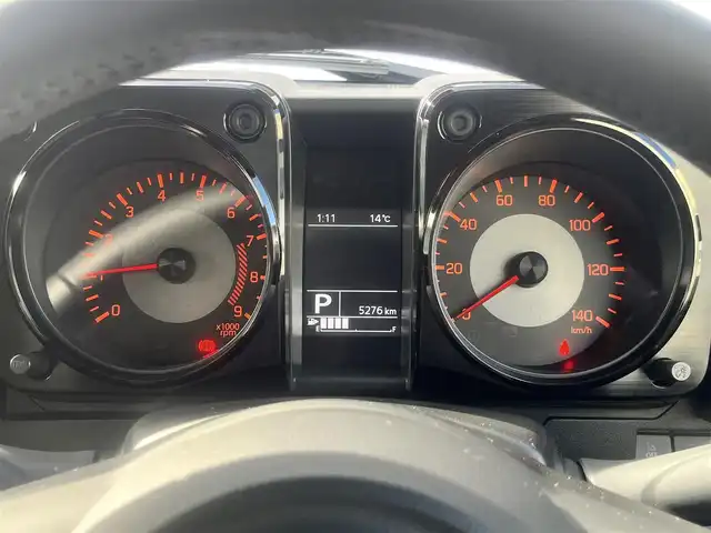 スズキ ジムニー XC 島根県 2023(令5)年 0.6万km ブルーイッシュブラックパール3 走行5/267km/オーディオレス/クルーズコントロ/スマートキー　/プッシュスタート　/純正LEDヘッドライトール　/アイドリングストップ　/衝突軽減ブレーキ　/レーンキープアシスト　/横滑り防止装置　/前席シートヒーター　/オートハイビーム／ライト　