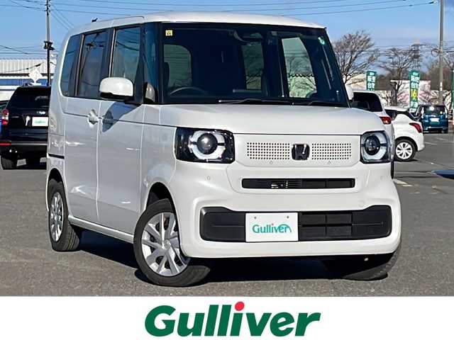 ホンダ Ｎ ＢＯＸ 道央・札幌 2023(令5)年 2.4万km プラチナホワイトパール ４WD/純正ディーラーOPナビ/AM/FM/BT/フルセグ/衝突被害軽減ブレーキ/横滑り防止装置/アダプティブクルーズコントロール/レーンキープアシスト/パーキングアシスト/パーキングセンサー/バックカメラ/ビルトインETC/ドライブレコーダー/ECONモード/両側パワースライドドア/前席シートヒーター/ステアリングリモコン/電動パーキング/ブレーキホールド/プッシュスタート/スマートキー/LEDヘッドライト/オートライト/オートハイビーム/ヘッドライトレベライザー/電動格納ミラー/ヒーテッドドアミラー/ウィンカーミラー/フロアマット/レンタカー登録