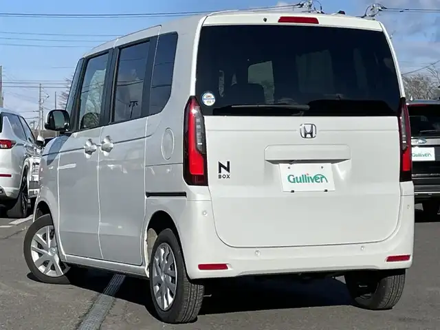 ホンダ Ｎ ＢＯＸ 道央・札幌 2023(令5)年 2.4万km プラチナホワイトパール ４WD/純正ディーラーOPナビ/AM/FM/BT/フルセグ/衝突被害軽減ブレーキ/横滑り防止装置/アダプティブクルーズコントロール/レーンキープアシスト/パーキングアシスト/パーキングセンサー/バックカメラ/ビルトインETC/ドライブレコーダー/ECONモード/両側パワースライドドア/前席シートヒーター/ステアリングリモコン/電動パーキング/ブレーキホールド/プッシュスタート/スマートキー/LEDヘッドライト/オートライト/オートハイビーム/ヘッドライトレベライザー/電動格納ミラー/ヒーテッドドアミラー/ウィンカーミラー/フロアマット/レンタカー登録