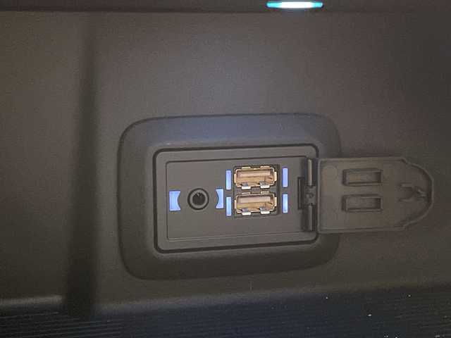 トヨタ ハリアー ハイブリッド Z 宮崎県 2020(令2)年 1.7万km ホワイトパールクリスタルシャイン 純正12.3インチディスプレイオーディオ/AM/FM/Bluetooth/フルセグ/JBLプレミアムサウンドシステム/パノラミックビューモニター/クルーズコントロール/プリクラッシュセーフティシステム/レーントレーシングアシスト/ブラインドスポットモニター/クリアランスソナー/ロードサインアシスト/リヤクロストラフィックアラート　　　　　　　　　　　　　　　　　　　　　　　　　　　　　　　　　　　　　　　　　　　　　　　　　　　　　　　　　　　　　　　　　　　　　　　　　　　　　　　　　　　　　　　　　　　　　　　　　　　　　　　　　　　　　　　　　　　　　　　　　　　　　　　　　　　　　　　　　　　　　　　　　　　　　　　　　　　　　　　　　　　　　　　　　　　　　　　　　　　　　　　　　　　　　　　　　　　　　　　　　　　　　　　　　　　　　　　　　　　　　　　　　　　　　　　　　　　　　　　　　　　　　　　　　　　　　　/ステアリングスイッチ/パワーバックドア/デジタルインナーミラー/ドライブレコーダー/電動格納ミラー/フロアマット/サイドバイザー/ETC2.0