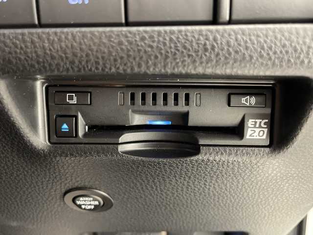 トヨタ ハリアー ハイブリッド Z 宮崎県 2020(令2)年 1.7万km ホワイトパールクリスタルシャイン 純正12.3インチディスプレイオーディオ/AM/FM/Bluetooth/フルセグ/JBLプレミアムサウンドシステム/パノラミックビューモニター/クルーズコントロール/プリクラッシュセーフティシステム/レーントレーシングアシスト/ブラインドスポットモニター/クリアランスソナー/ロードサインアシスト/リヤクロストラフィックアラート　　　　　　　　　　　　　　　　　　　　　　　　　　　　　　　　　　　　　　　　　　　　　　　　　　　　　　　　　　　　　　　　　　　　　　　　　　　　　　　　　　　　　　　　　　　　　　　　　　　　　　　　　　　　　　　　　　　　　　　　　　　　　　　　　　　　　　　　　　　　　　　　　　　　　　　　　　　　　　　　　　　　　　　　　　　　　　　　　　　　　　　　　　　　　　　　　　　　　　　　　　　　　　　　　　　　　　　　　　　　　　　　　　　　　　　　　　　　　　　　　　　　　　　　　　　　　　/ステアリングスイッチ/パワーバックドア/デジタルインナーミラー/ドライブレコーダー/電動格納ミラー/フロアマット/サイドバイザー/ETC2.0