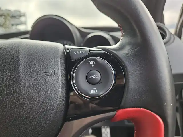 ホンダ シビック タイプR 静岡県 2016(平28)年 3.8万km チャンピオンシップホワイト 6MT車/純正ナビ/フルセグTV/バックカメラ/クルーズコントロール/LEDヘッドランプ/オートライト/オートエアコン/革巻きステアリング/ステアリングスイッチ/ロゴ入りスエード/メッシュコンビシート/純正19インチアルミホイール/Brembo製レッドキャリパー/スマートキー/プッシュエンジンスタート/禁煙車