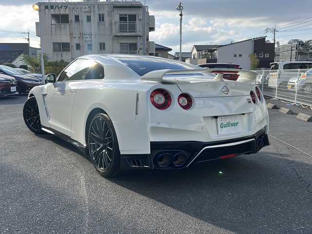 日産 ＧＴ－Ｒ プレミアムエディション 宮崎県 2020(令2)年 2.5万km ブリリアントホワイトパール SDナビ Bluetooth バックカメラ USB入力端子 BOSEサウンド クルーズコントロール 前方ドライブレコーダー 前方シートヒーター LEDライト 前席パワーシート 前後コーナーセンサー 電動格納ミラー