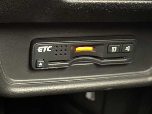 ホンダ オデッセイ アブソルート・Xホンダセンジング 千葉県 2016(平28)年 8.3万km プレミアムヴィーナスブラックP 衝突軽減/横滑り防止/レーンキープアシスト/ダブルサイドエアバック/カーテンエアバック/テレビナビ/BT/CD/DVD/SD/USB/両側パワースライドドア/コーナーセンサー/バックカメラ/純正アルミホイール/純正フロアマット