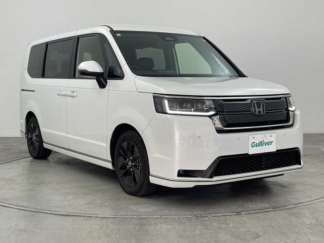 ホンダ ステップワゴン スパーダ eHEV 群馬県 2024(令6)年 5.1万km プラチナホワイトパール 純正１１．４型ナビ　バックカメラ　ＥＴＣ　両側電動スライドドア　ハーフレザーシート　シートヒーター　衝突被害軽減ブレーキ　レーンアシスト　クリアランスソナー　ＬＥＤ　電動リアゲート　WAC　禁煙