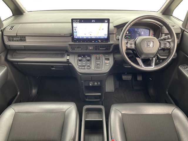 ホンダ ステップワゴン スパーダ eHEV 群馬県 2024(令6)年 5.1万km プラチナホワイトパール 純正１１．４型ナビ　バックカメラ　ＥＴＣ　両側電動スライドドア　ハーフレザーシート　シートヒーター　衝突被害軽減ブレーキ　レーンアシスト　クリアランスソナー　ＬＥＤ　電動リアゲート　WAC　禁煙