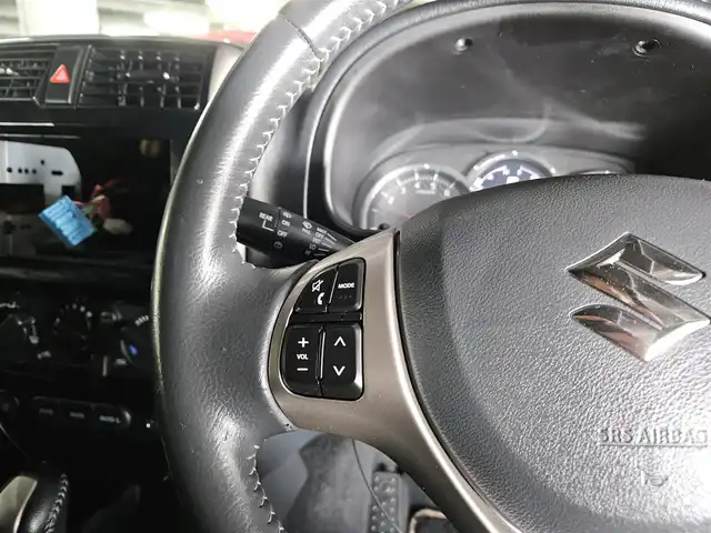 スズキ ジムニー ランドベンチャー 長崎県 2016(平28)年 8.4万km ブルーイッシュブラックパール3 IC付ターボ/社外LEDヘッドランプ/革巻きステアリング/ステアリングスイッチ/合皮シート/前席シートヒーター/純正16インチアルミホイール/リモコンキー/禁煙車