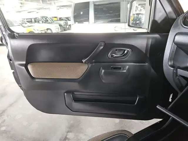 スズキ ジムニー ランドベンチャー 長崎県 2016(平28)年 8.4万km ブルーイッシュブラックパール3 IC付ターボ/社外LEDヘッドランプ/革巻きステアリング/ステアリングスイッチ/合皮シート/前席シートヒーター/純正16インチアルミホイール/リモコンキー/禁煙車