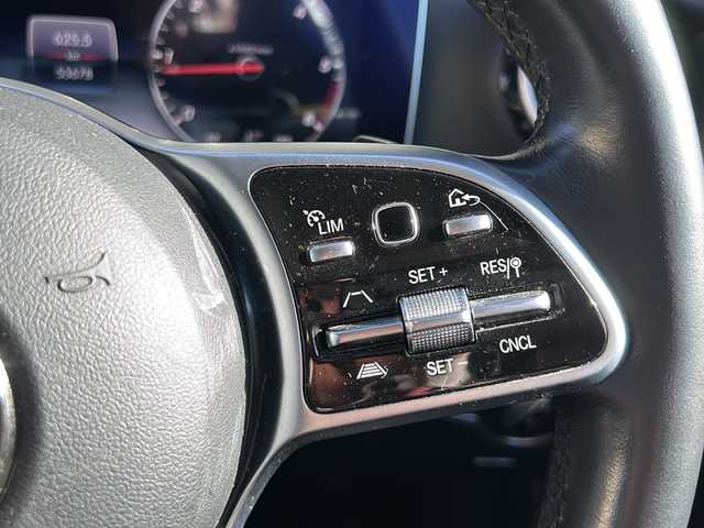 メルセデス・ベンツ Ｅ２２０ｄ ステーションワゴンアバンギャルド 愛知県 2019(平31)年 5.4万km パール 禁煙車/ワンオーナー/純正メモリナビ/　BT/フルセグTV/AM/FM/USB/Apple Car Play/前席パワーシート/前席シートヒーター/ポジションメモリシート/純正前方ドライブレコーダー/バック・全方位カメラ/追従機能付きクルーズコントロール/ステアリングアシスト/レーンキープアシスト/前後クリアランスソナー/本革巻きステアリング/パドルシフト/ステアリングスイッチ/USB入力端子/パワーバックドア/ルーフレール/オートライト/LEDヘッドライト/純正フロアマット/純正17インチAW/W＋サイドエアバッグ/取説/保証書/スペアキー