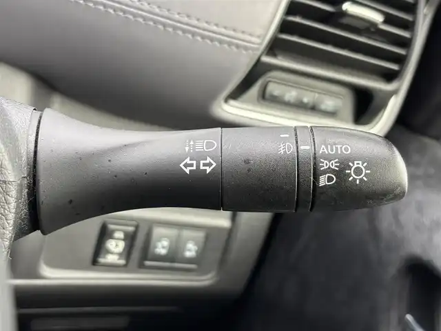 日産 セレナ e－パワー ハイウェイスター V 滋賀県 2021(令3)年 7.6万km アズライトブルー 純正10インチナビ/・FM/AM/・CD/DVD/Blu-ray/・SD/MusicStocker/・Bluetooth/・フルセグTV/アラウンドビューモニター/ステアリングスイッチ/革巻きステアリング/前後ドライブレコーダー/ETC/プロパイロット/エマージェンシーブレーキ/車線逸脱警報/車線逸脱防止支援/後側方車両検知警報/後側方衝突防止支援/クロストラフィックアラート/クリアランスソナー/移動物検知/ふらつき検知/オートハイビーム/デジタルインナーミラー/ハンズフリーパワースライドドア/リアロールサンシェード/オートマチックヘッドライト/LEDヘッドライト/フォグランプ/電動格納ミラー